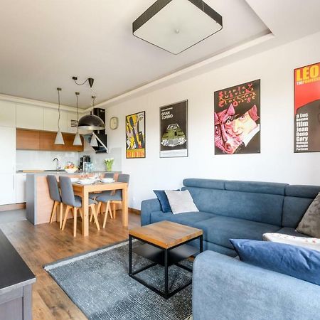 Cinema Apartment - Warschau Buitenkant foto
