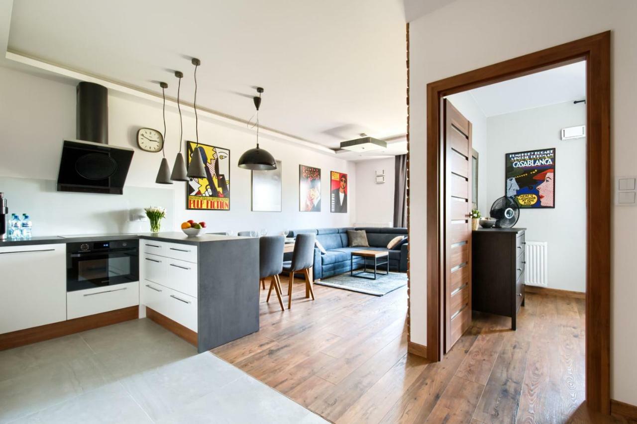 Cinema Apartment - Warschau Buitenkant foto