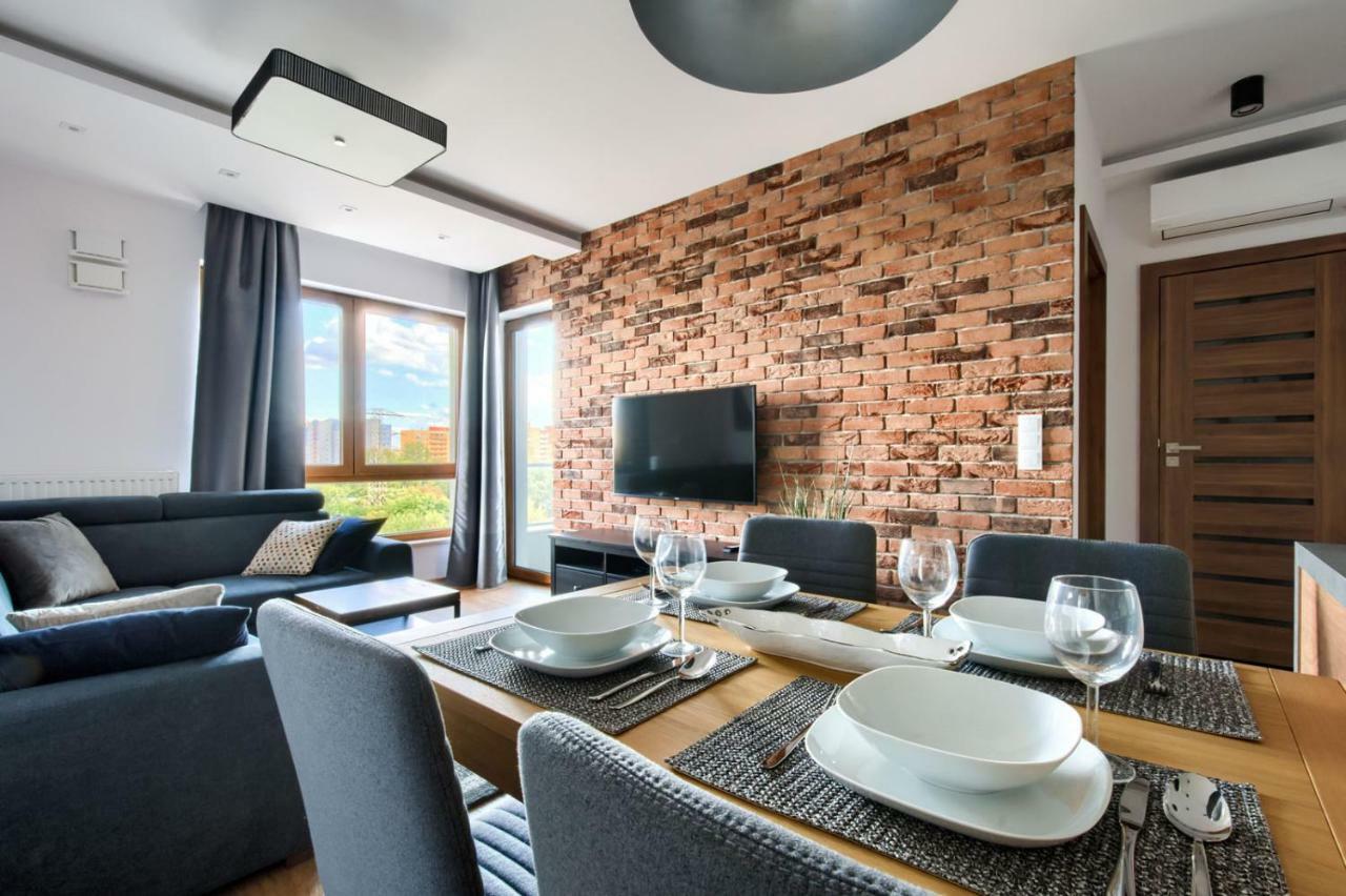 Cinema Apartment - Warschau Buitenkant foto